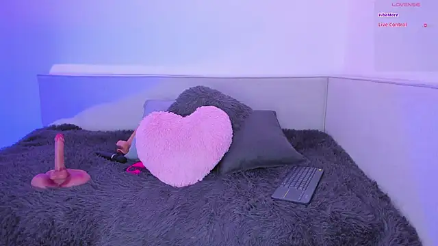 Samara hale online show from 11/28/25, 08:53