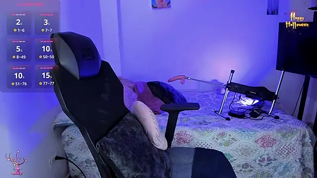 Snapshot of sweet_charm_ chatting on 10/24/25, 10:53 sweet charm online show from 10/24/25, 10:53