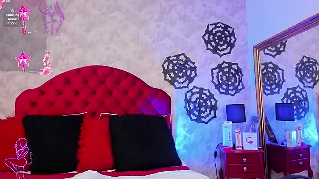 Setsuna St online show from 10/24/25, 03:11