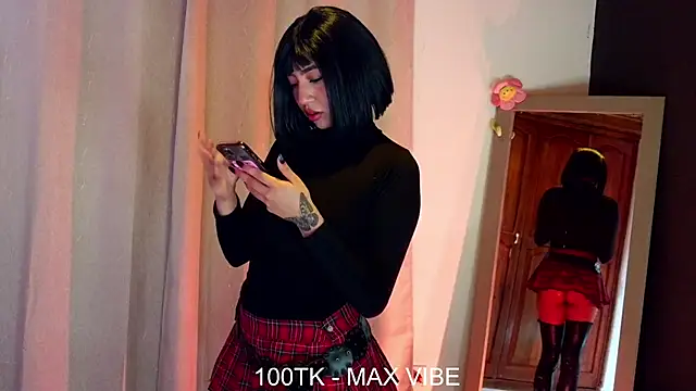 emma web  online show from 03/11/26, 05:40