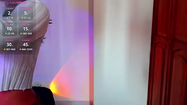 emma web  online show from 11/05/25, 03:26