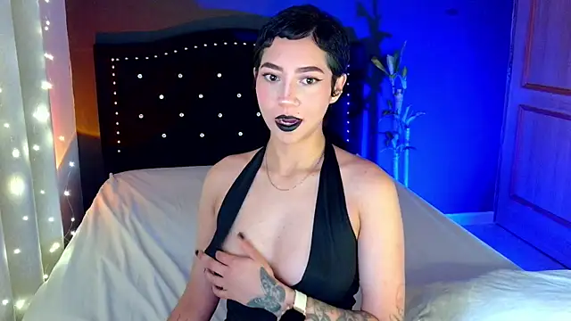 emma web  online show from 05/20/26, 02:58