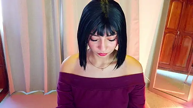 emma web  online show from 03/21/26, 03:16