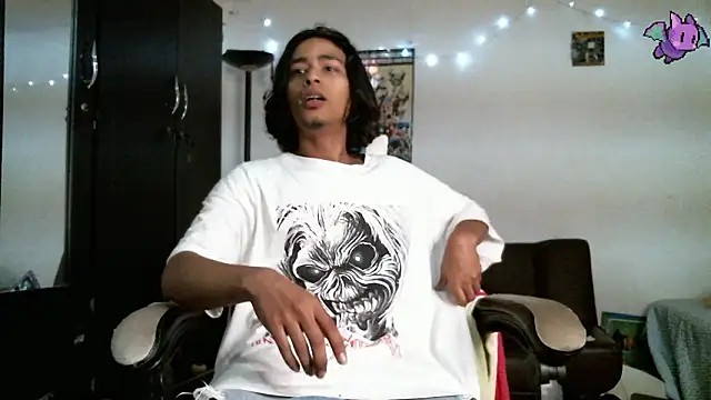 Snapshot of Dickie_Dicking chatting on 02/26/26, 04:40 Dickie Dicking online show from 02/26/26, 04:40