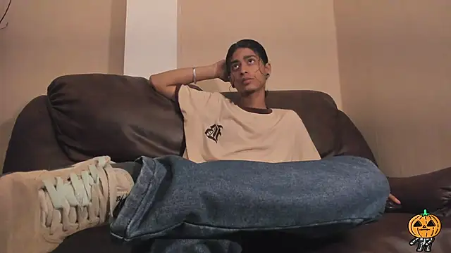 Dickie Dicking online show from 10/17/25, 08:21
