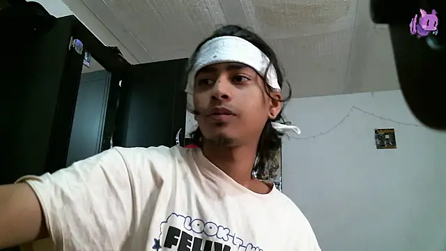 Snapshot of Dickie_Dicking chatting on 02/18/26, 10:17 Dickie Dicking online show from 02/18/26, 10:17