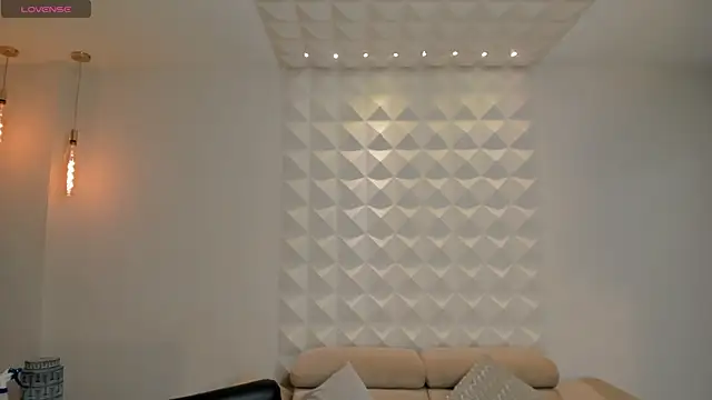 KylieJenkins online show from 11/07/25, 11:15