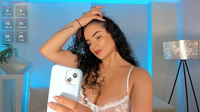 KylieJenkins online show from 06/10/26, 11:11