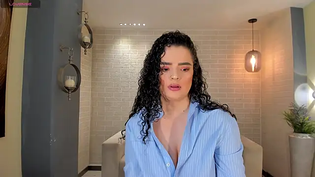 KylieJenkins online show from 11/19/25, 11:21