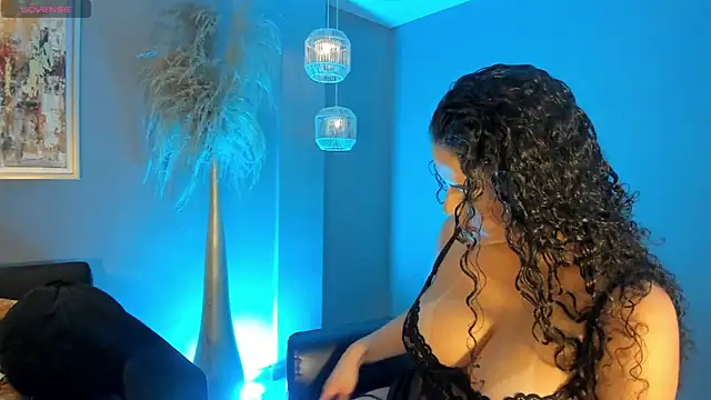 KylieJenkins online show from 04/18/26, 11:01