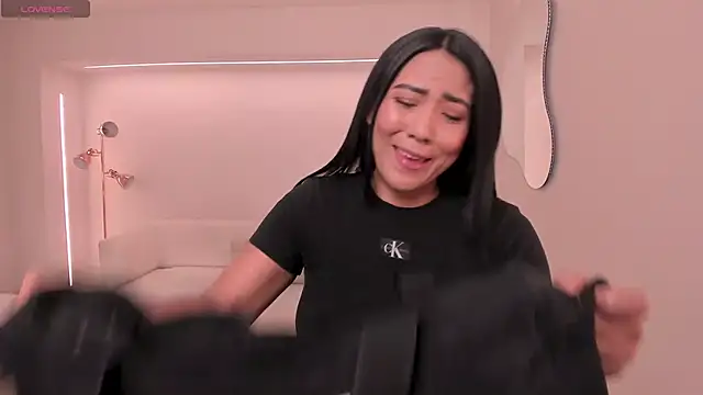 NatalieLewis online show from 11/02/25, 11:59