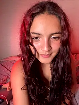 Snapshot of AuroraPink_ chatting on 10/10/25, 05:41 AuroraPink online show from 10/10/25, 05:41