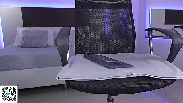 DanteeStone online show from 04/14/26, 08:14