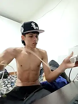 mazo18 online show from 02/15/26, 04:46