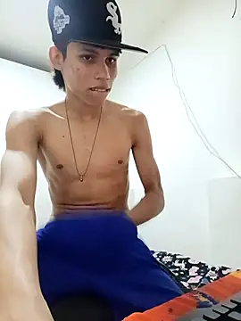 mazo18 online show from 04/10/26, 04:08