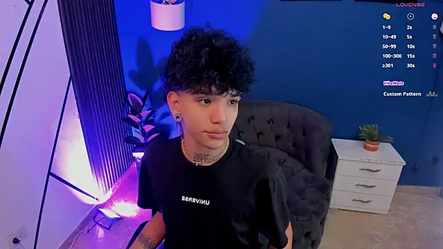 todoroki g online show from 11/14/25, 11:47