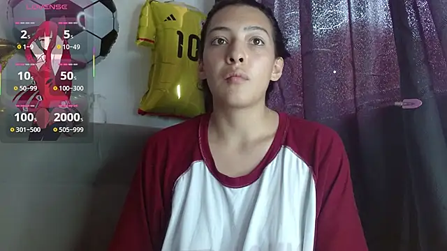 JuliethaFox online show from 06/30/26, 05:46