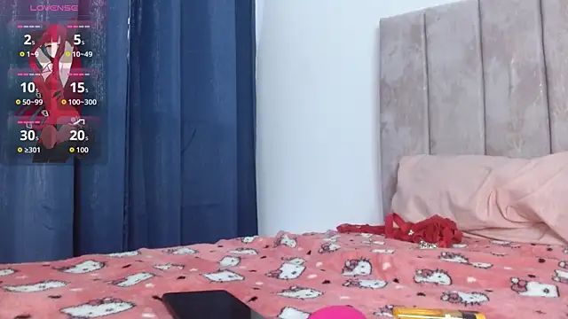 JuliethaFox online show from 11/14/25, 08:56