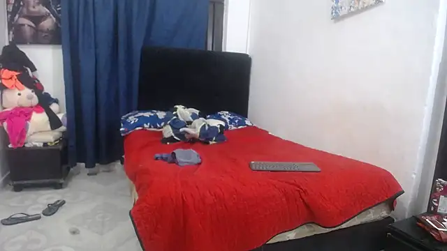 Snapshot of Meloncillo_and_Babyliss99 chatting on 05/29/26, 03:01 Meloncillo and Babyliss99 online show from 05/29/26, 03:01