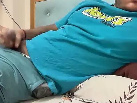 YourBlackBull online show from 04/06/26, 06:53