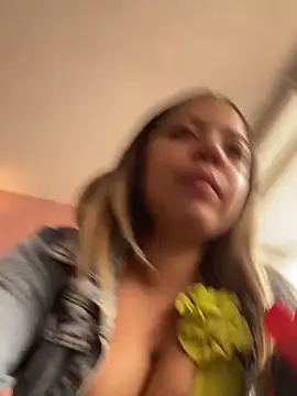 Ada Pink online show from 11/05/25, 03:26