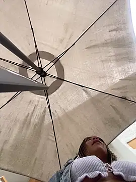 Ada Pink online show from 12/04/25, 05:12