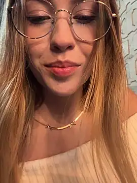 fanyabbey online show from 05/17/26, 03:50