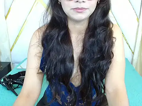 Snapshot of Ariadna_Wells chatting on 12/16/25, 01:26 Ariadna Wells online show from 12/16/25, 01:26