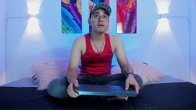ColeCruz online show from 10/17/25, 07:15