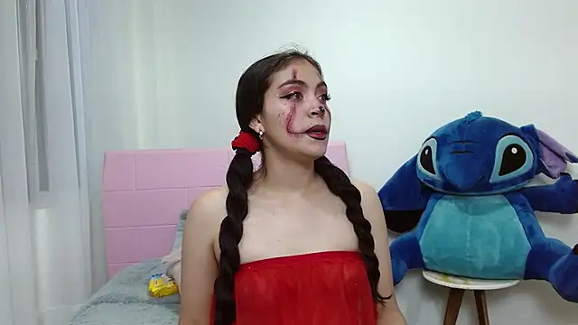 emy brunette online show from 10/10/25, 12:06