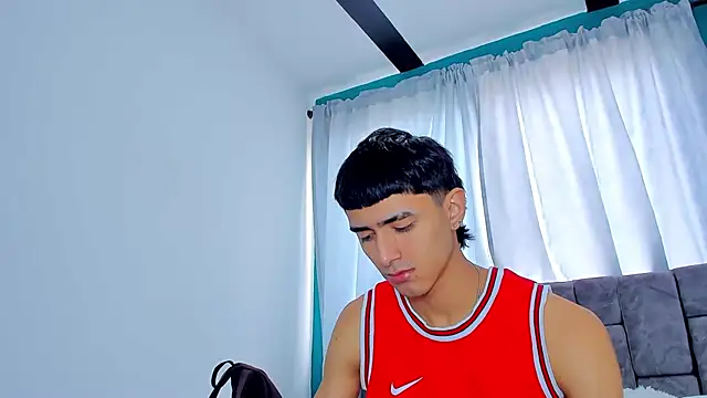 Anthony carter online show from 12/04/25, 01:54