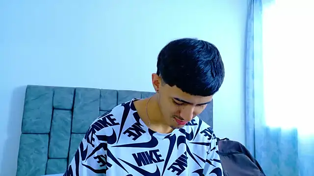 Anthony carter online show from 10/10/25, 01:45