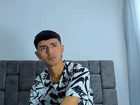 Anthony carter online show from 10/31/25, 02:13