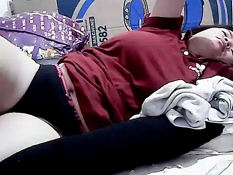 HornyPussie69 online show from 10/03/25, 07:48