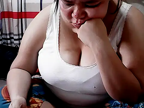 HornyPussie69 online show from 04/09/26, 12:45