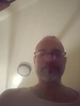 Curious9884 online show from 02/04/26, 10:16