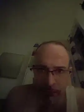 Curious9884 online show from 04/15/26, 12:27