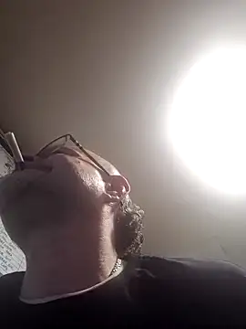 Curious9884 online show from 03/04/26, 06:32