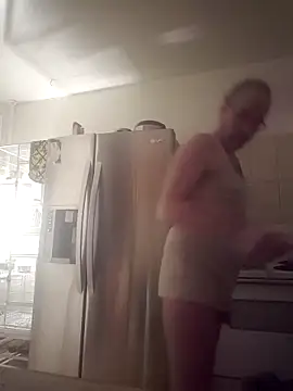 Curious9884 online show from 04/12/26, 01:31