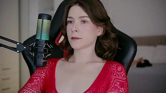 WowHelloAlice online show from 02/21/26, 09:00