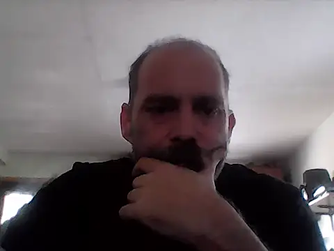 crazyheratic8 online show from 11/30/25, 08:53