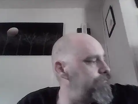 crazyheratic8 online show from 04/30/26, 07:54