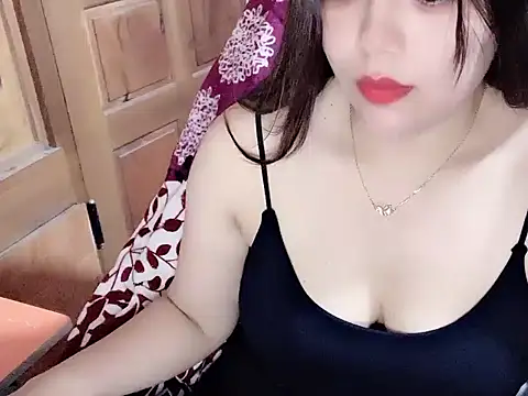 Snapshot of Subita_nice chatting on 05/18/26, 05:13 Subita nice online show from 05/18/26, 05:13