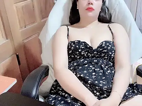 Snapshot of Subita_nice chatting on 04/27/26, 04:49 Subita nice online show from 04/27/26, 04:49