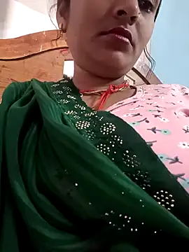 Snapshot of Neelam-baby1 chatting on 02/07/26, 06:54 Neelam-baby1 online show from 02/07/26, 06:54