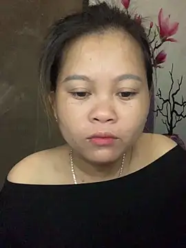 Snapshot of lan-xinh01 chatting on 10/05/25, 09:49 lan-xinh01 online show from 10/05/25, 09:49