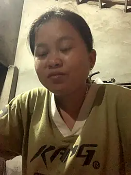 Snapshot of lan-xinh01 chatting on 10/14/25, 12:50 lan-xinh01 online show from 10/14/25, 12:50