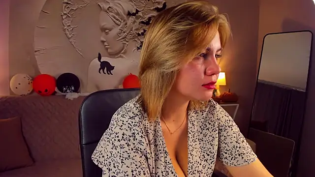 AriaEven online show from 11/05/25, 10:07