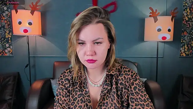 AriaEven online show from 12/23/25, 10:03