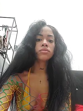 Snapshot of thaliacangri chatting on 12/18/25, 03:22 thaliacangri online show from 12/18/25, 03:22